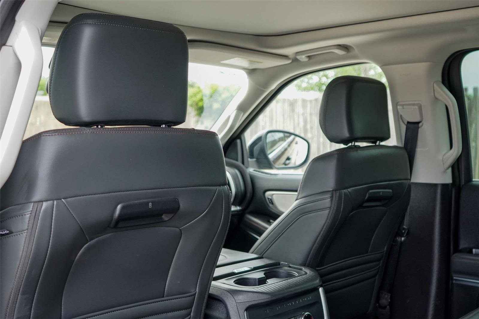 Certified 2025 Ford Expedition Active AWD/4WD image 21