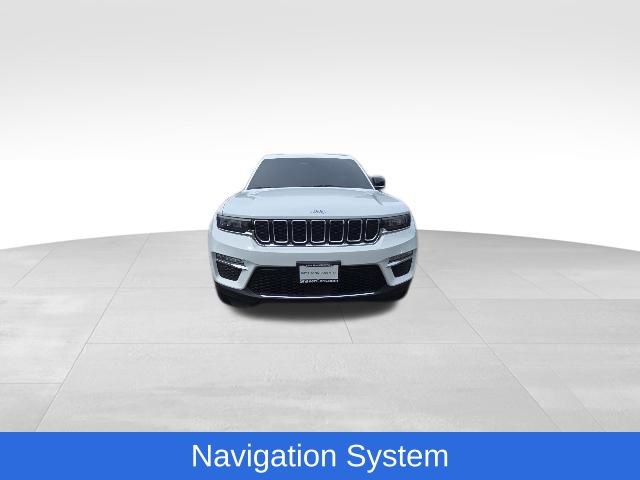 Used 2023 Jeep Grand Cherokee 4WD 4xe image 2