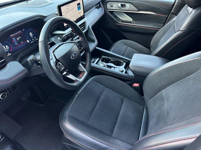 Certified 2025 Ford Explorer ST w/ Sun And Sound Package AWD/4WD image 9