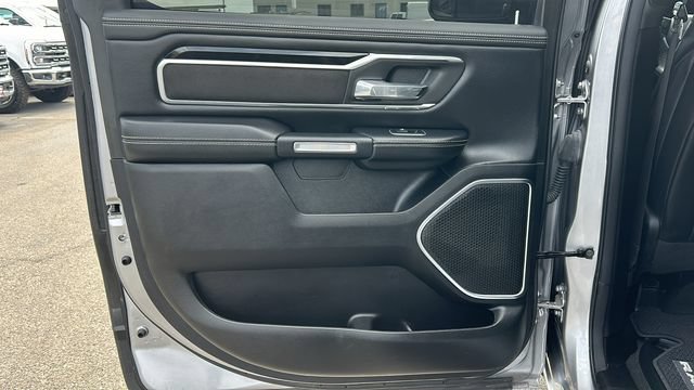 Used 2022 RAM 1500 Laramie AWD/4WD image 14