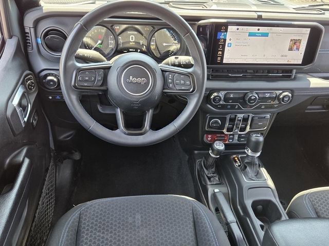 Used 2024 Jeep Wrangler Unlimited Rubicon 4xe AWD/4WD image 11