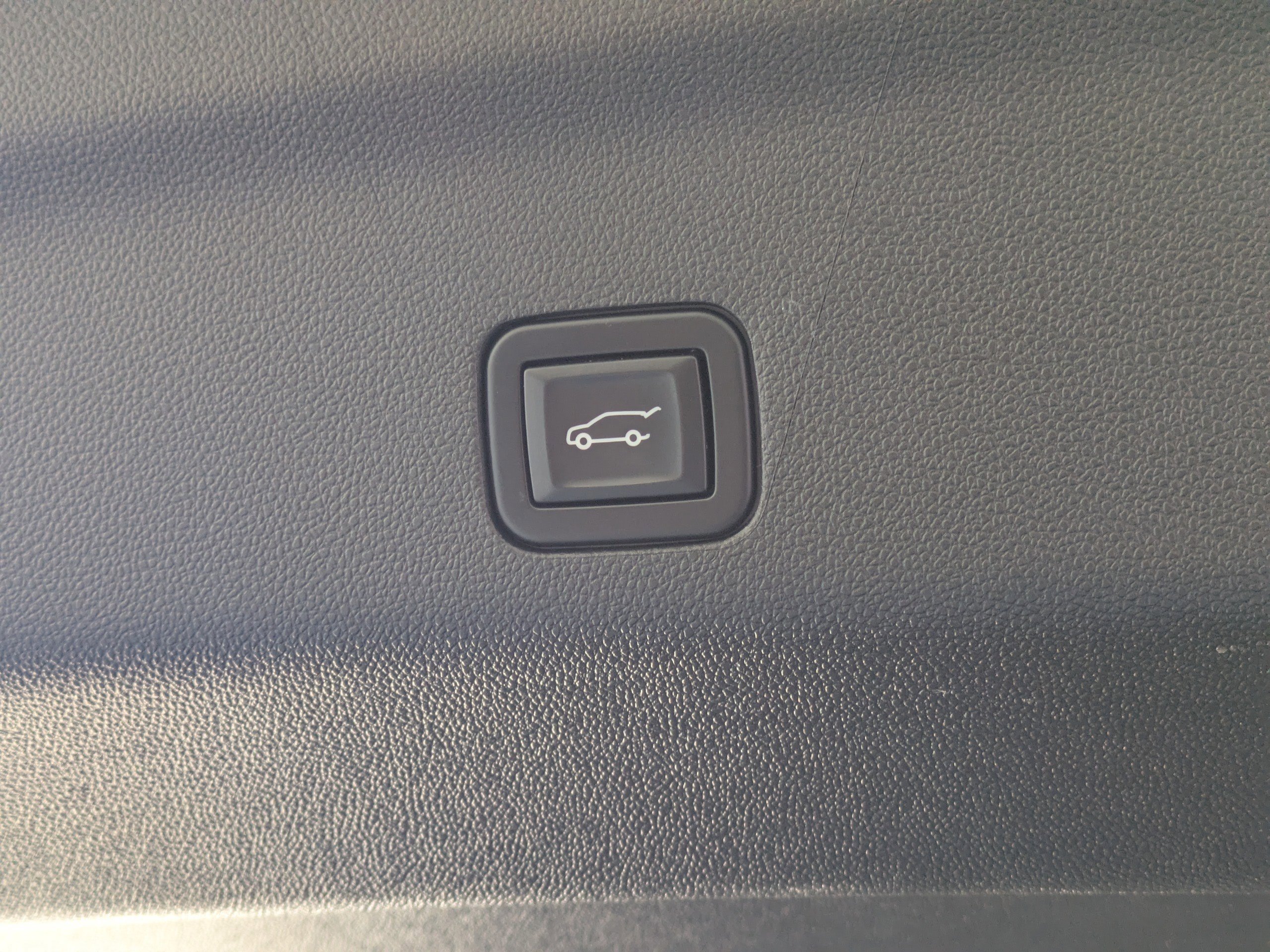 Used 2022 Chevrolet Tahoe High Country image 12