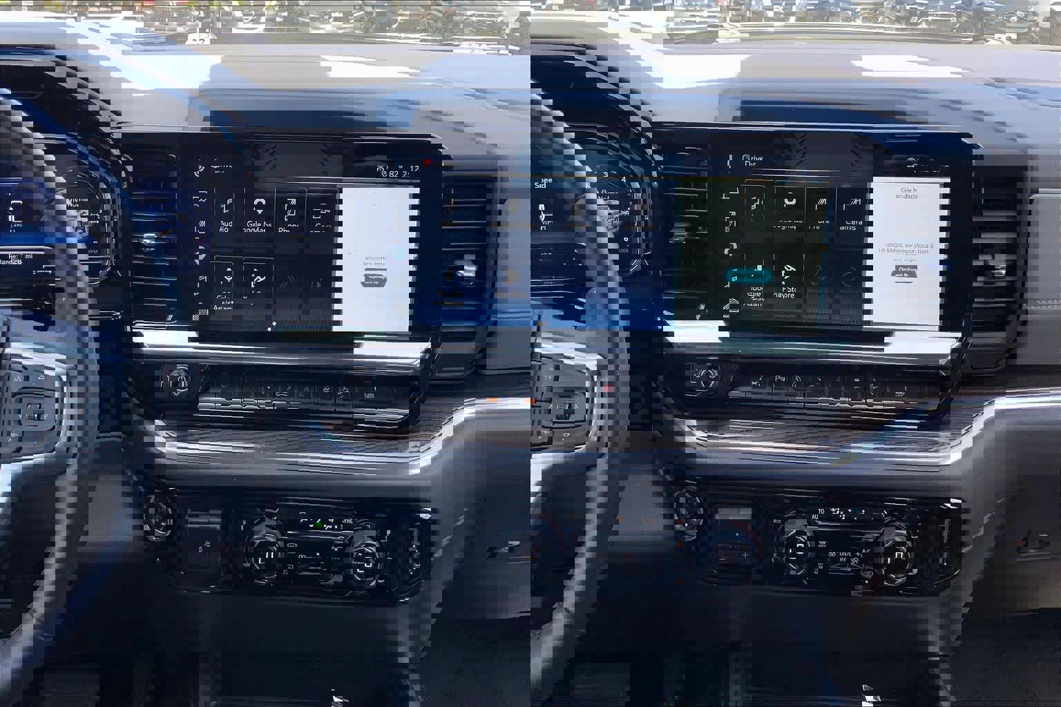 Used 2023 Chevrolet Silverado 1500 RST w/ RST All Star Premium Package image 10