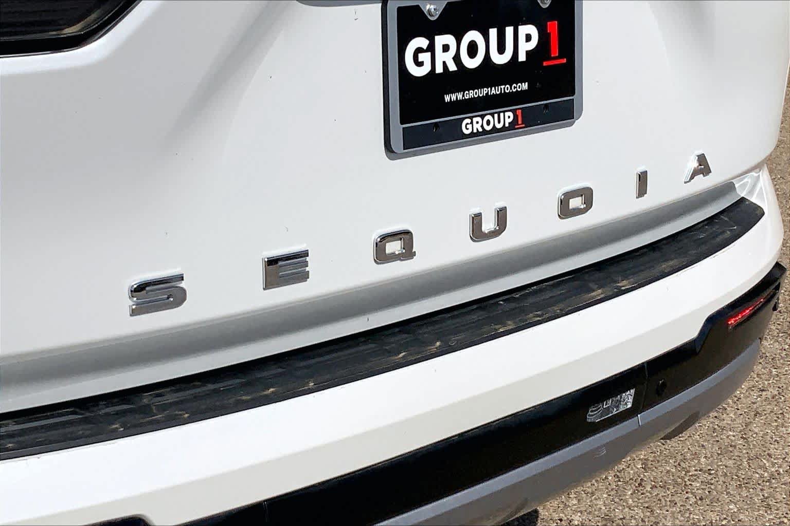 Used 2024 Toyota Sequoia Capstone AWD/4WD image 10