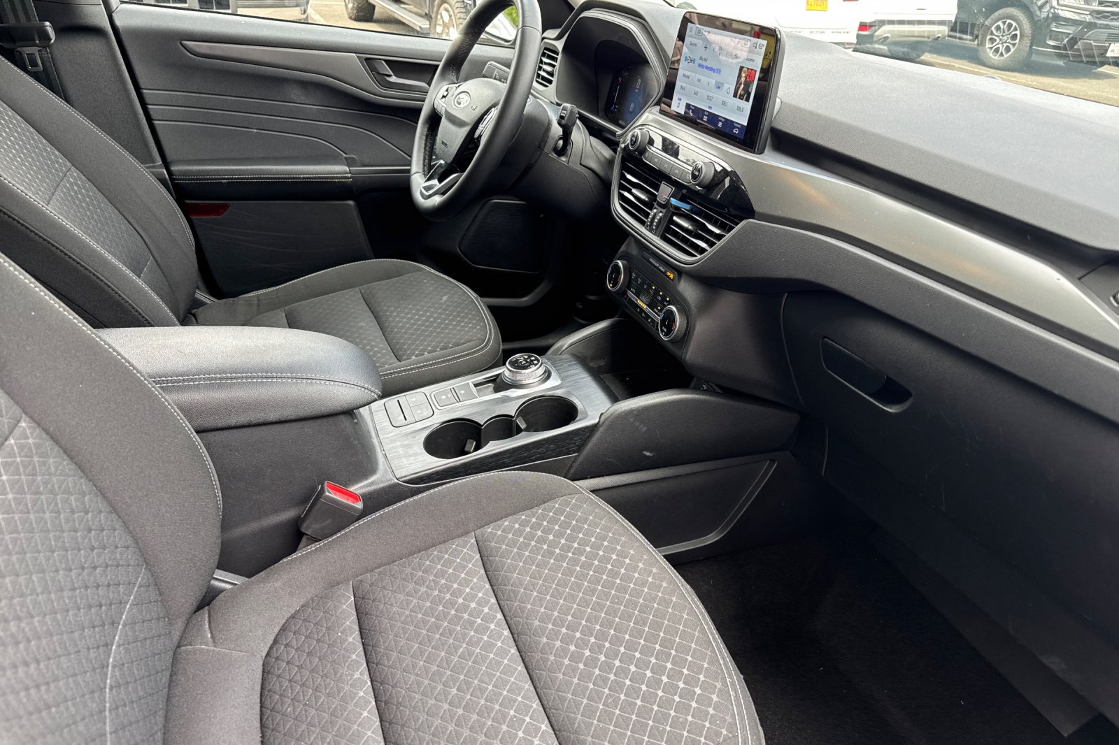 Certified 2024 Ford Escape Active AWD/4WD image 16