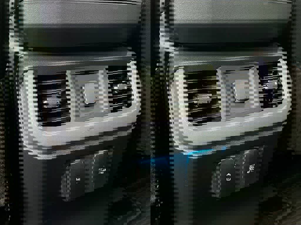 Certified 2022 Ford F150 Lariat w/ Max Trailer Tow Package image 13