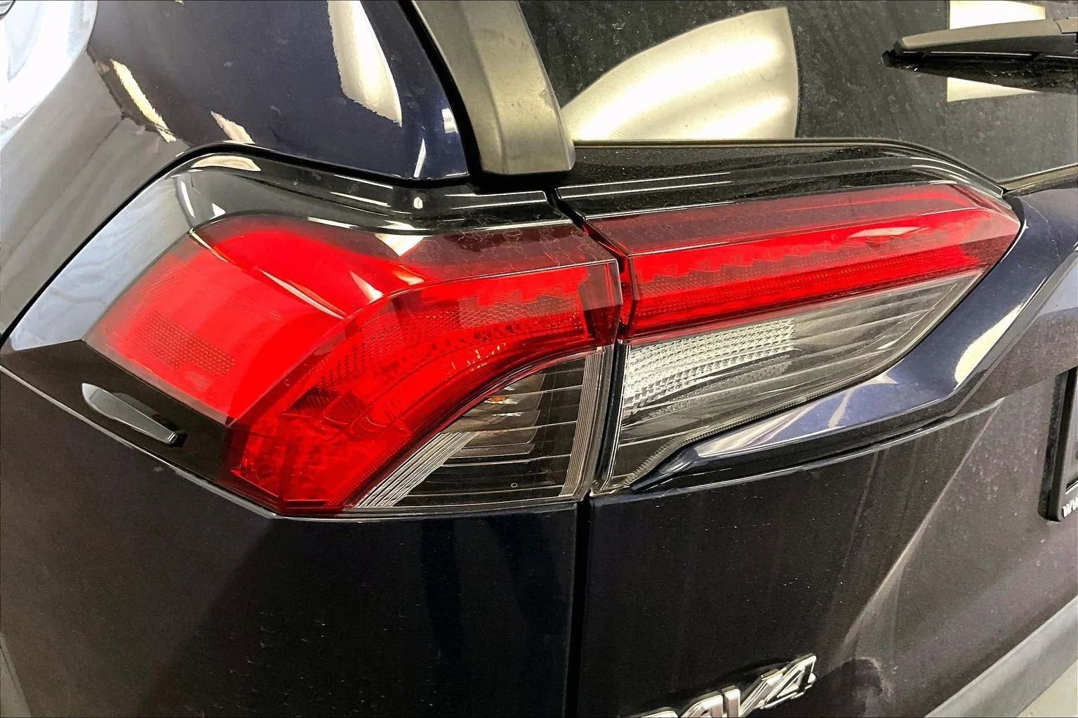 Used 2019 Toyota RAV4 XLE w/ All Weather Liner Package image 28