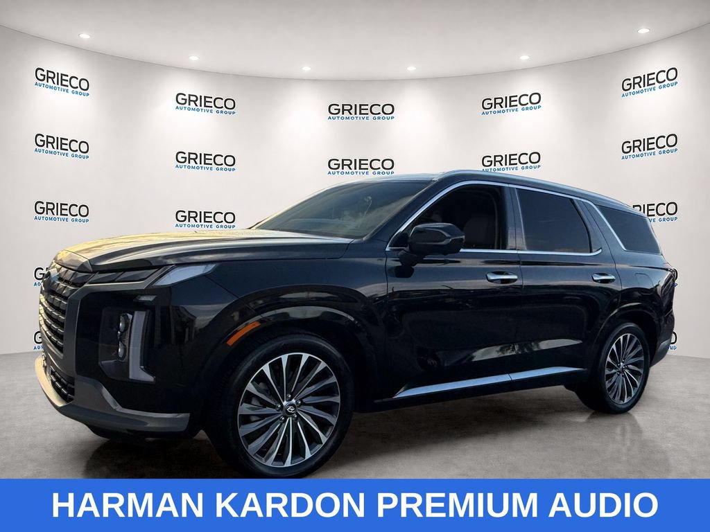 Used 2024 Hyundai Palisade Calligraphy FWD image 3