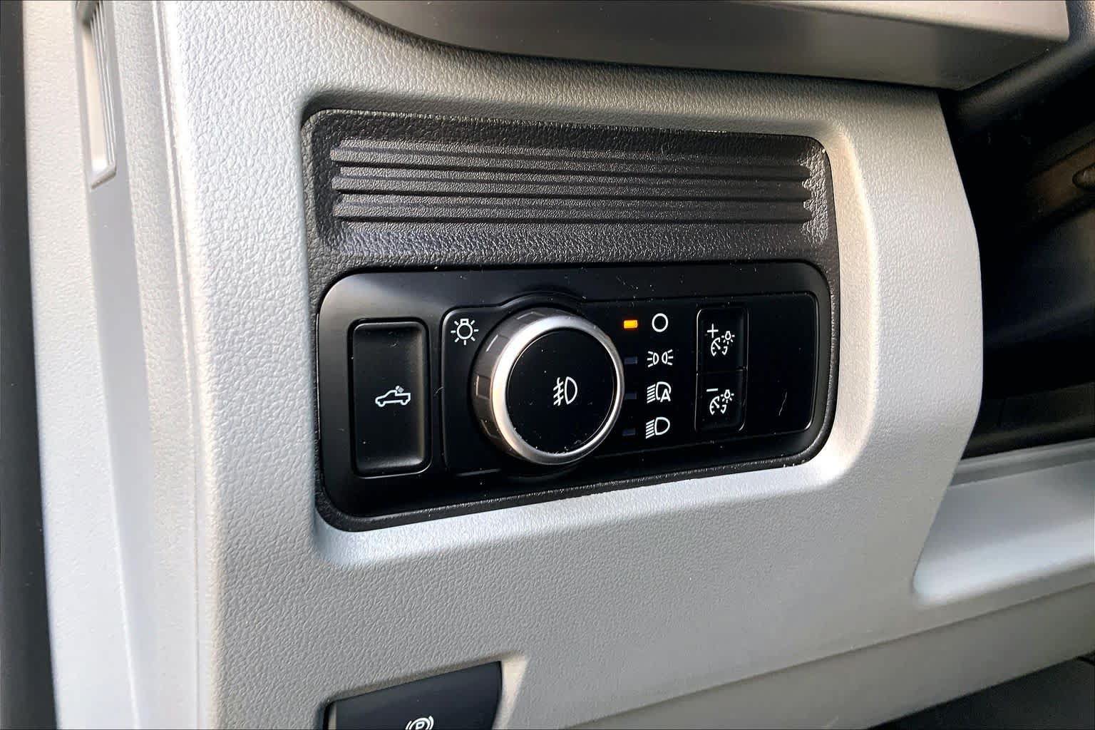 Certified 2024 Ford F250 XL w/ STX Appearance Package AWD/4WD image 35