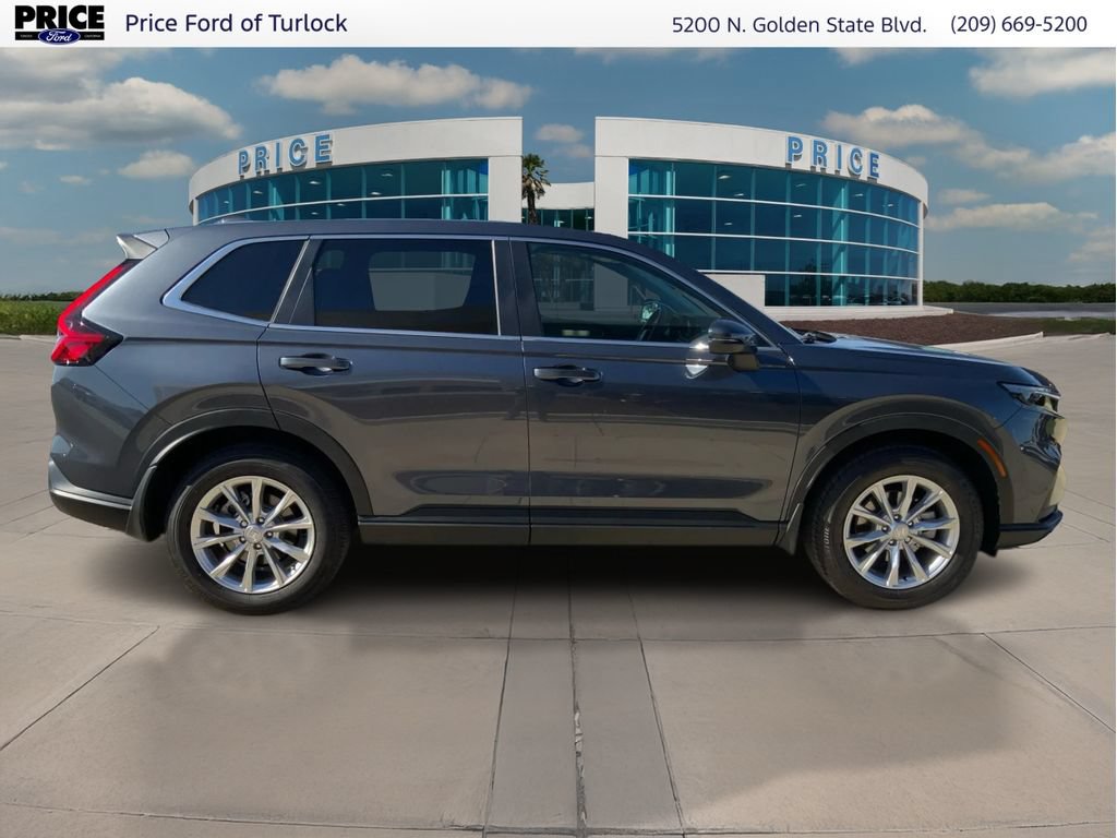 Used 2025 Honda CR-V EX image 4