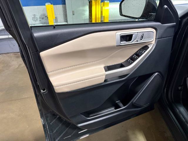 Certified 2023 Ford Explorer XLT w/ Equipment Group 202A AWD/4WD image 21