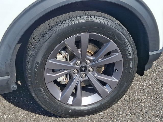 Certified 2023 Ford Explorer XLT w/ Equipment Group 202A AWD/4WD image 8