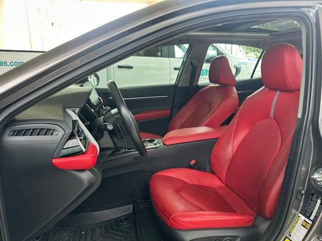 Used 2022 Toyota Camry XSE FWD image 16