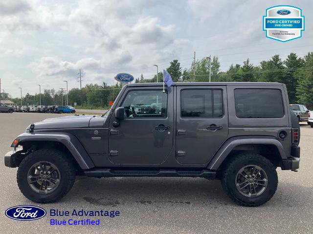 Used 2017 Jeep Wrangler Unlimited Sahara AWD/4WD image 24