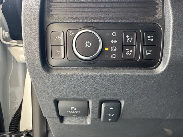 Certified 2025 Ford F250 Platinum AWD/4WD image 30