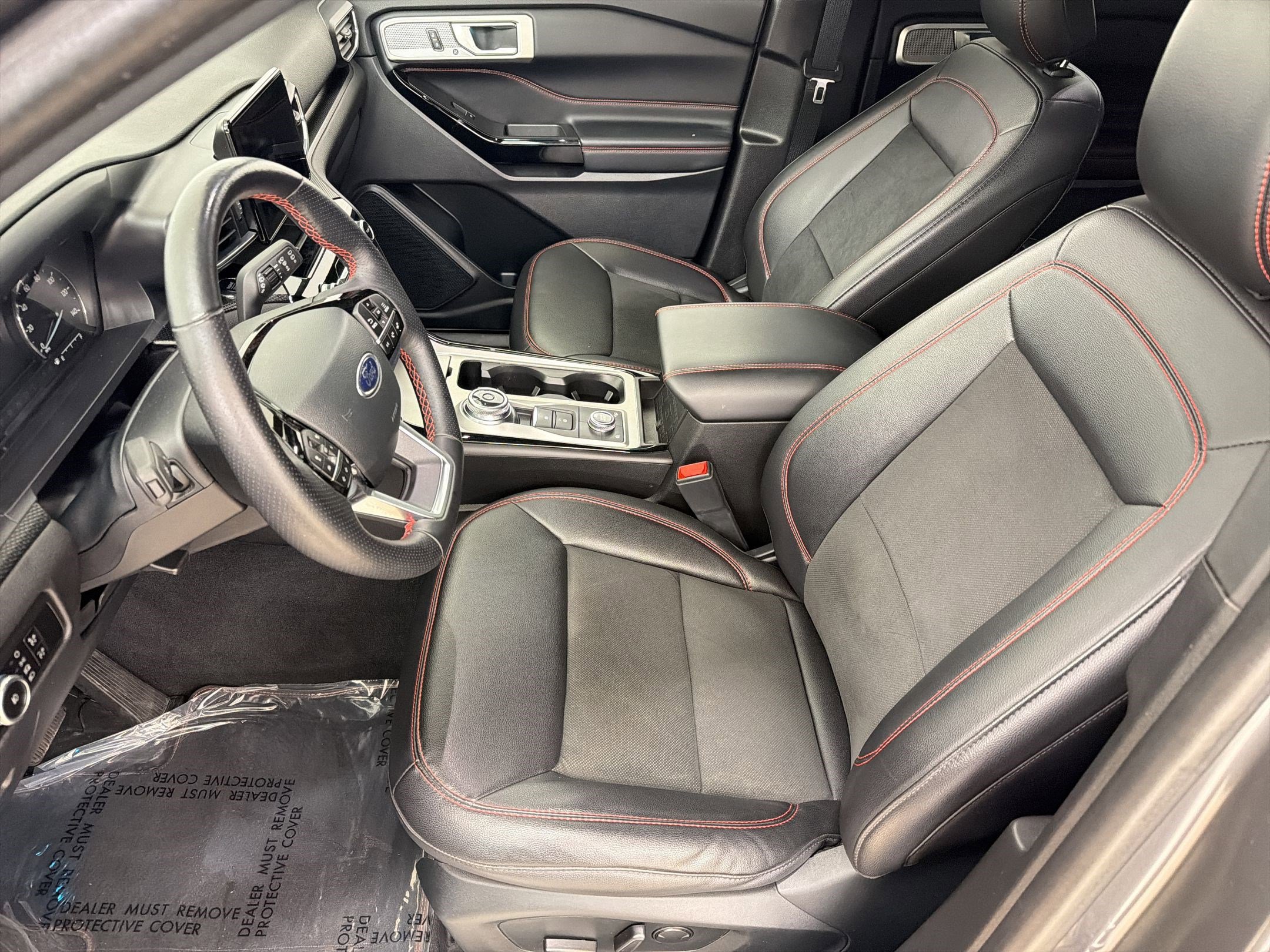 Certified 2023 Ford Explorer ST-Line AWD/4WD image 5