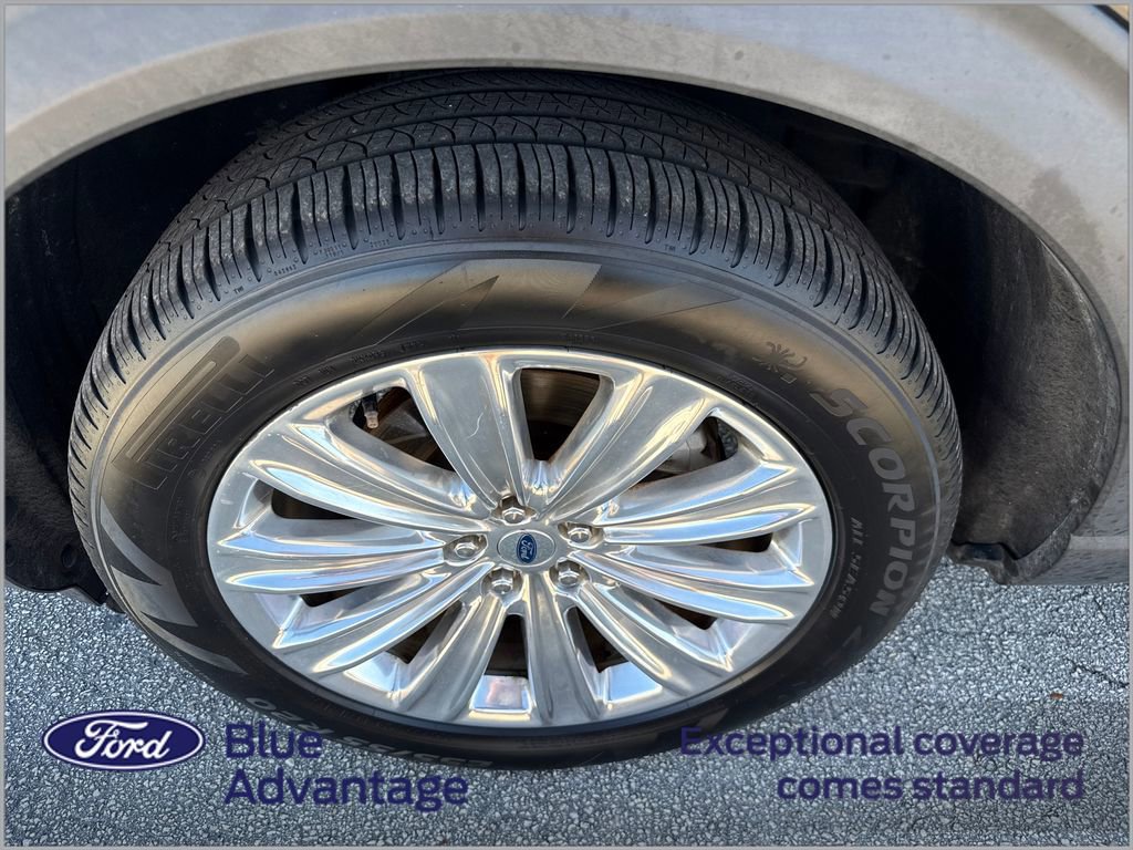 Certified 2022 Ford Explorer Limited w/ Equipment Group 301A image 12