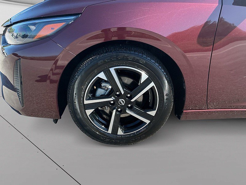 Used 2025 Nissan Sentra SV FWD image 15