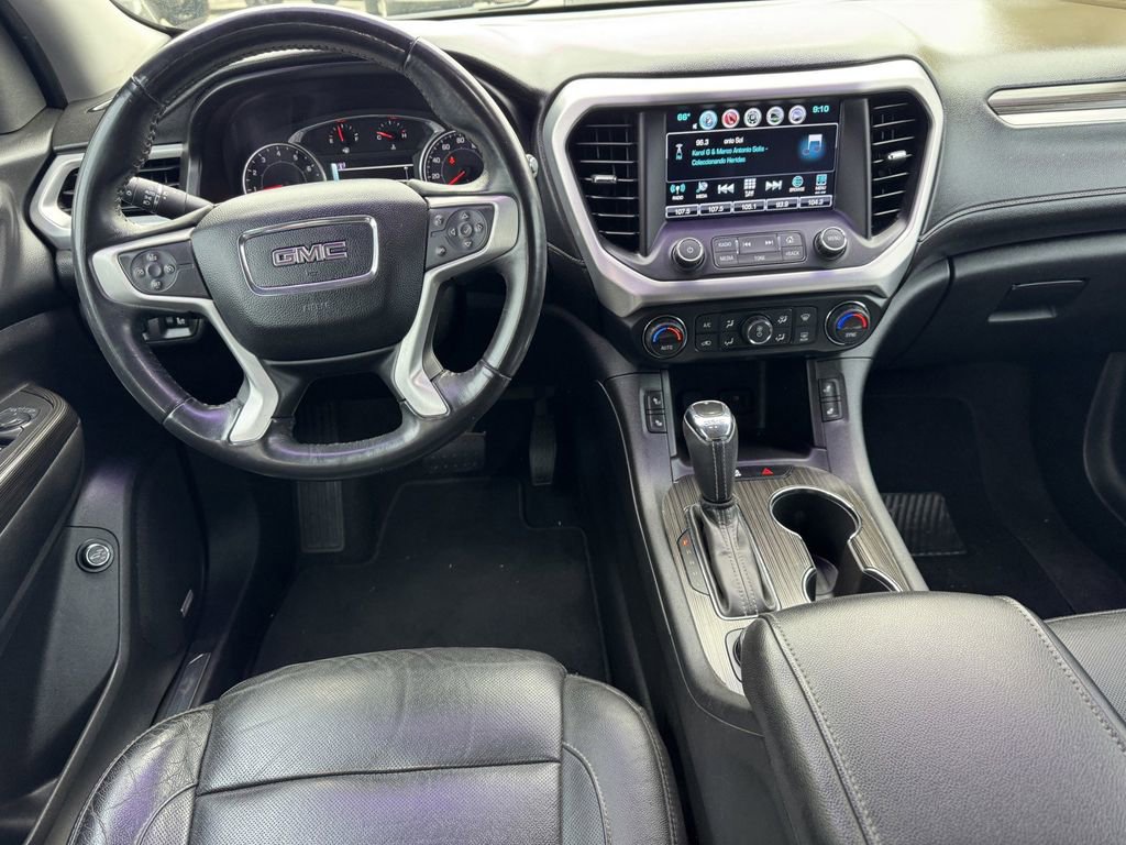 Used 2017 GMC Acadia SLT FWD image 11