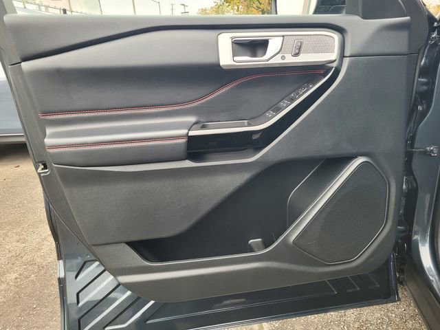 Certified 2022 Ford Explorer ST-Line w/ Class IV Trailer Tow Package image 16