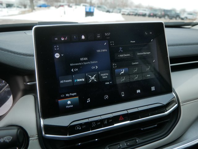 Used 2022 Jeep Compass Limited image 27