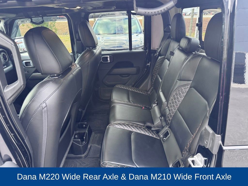 Used 2022 Jeep Gladiator Overland image 12