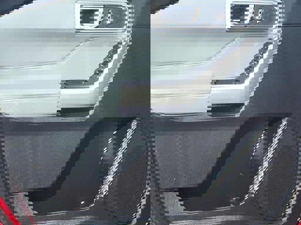 Certified 2023 Ford Explorer XLT w/ Equipment Group 202A image 22