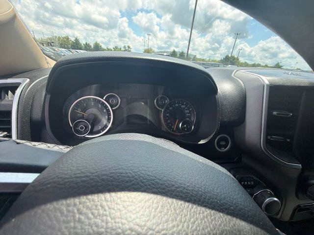 Used 2019 RAM 1500 Big Horn AWD/4WD image 9