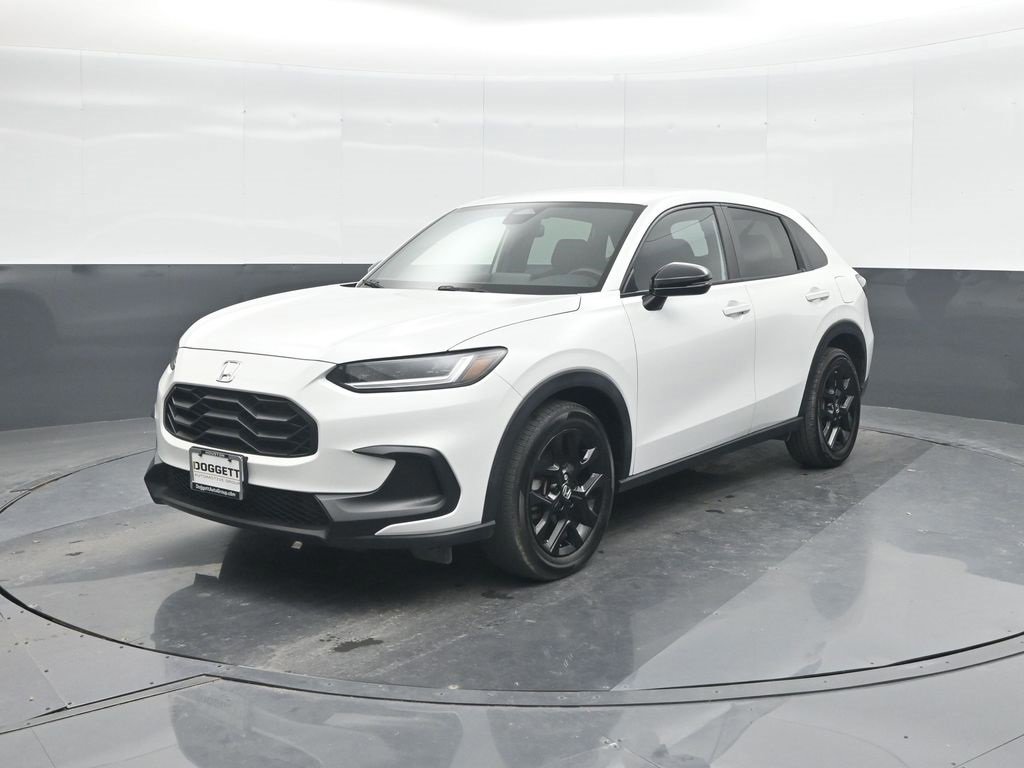 Used 2023 Honda HR-V Sport image 2