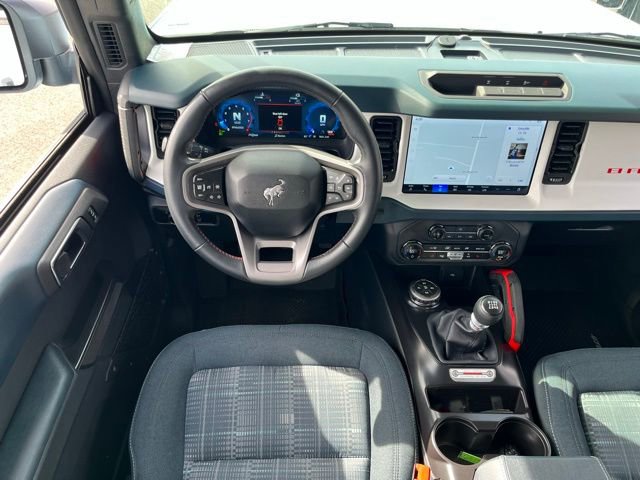 Certified 2025 Ford Bronco Heritage Edition AWD/4WD image 25