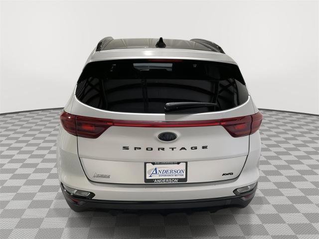 Used 2022 Kia Sportage Nightfall Edition image 7