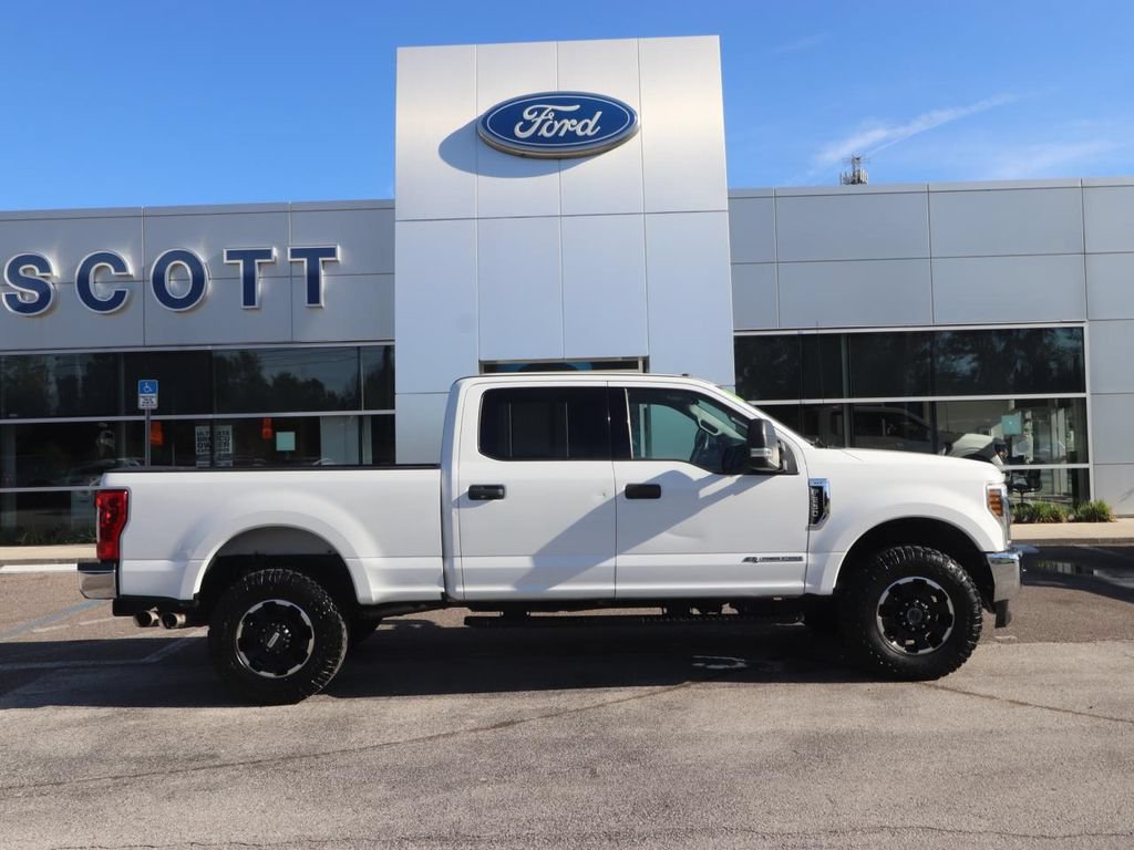 Certified 2019 Ford F250 XLT AWD/4WD image 16
