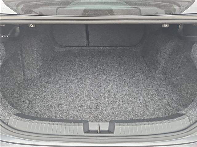 Used 2021 Volkswagen Jetta SEL Premium image 6