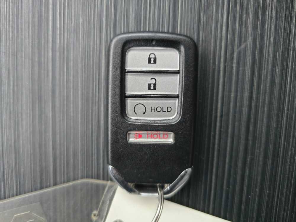 Used 2018 Honda Ridgeline RTL-E image 22