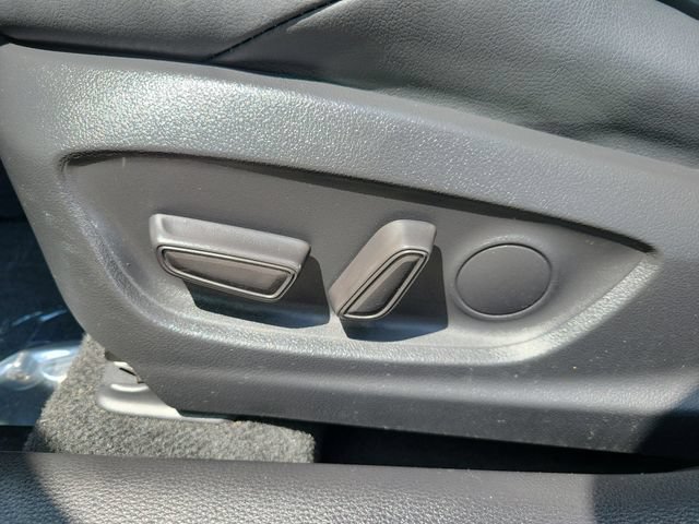 Used 2024 Toyota Corolla XSE FWD image 20