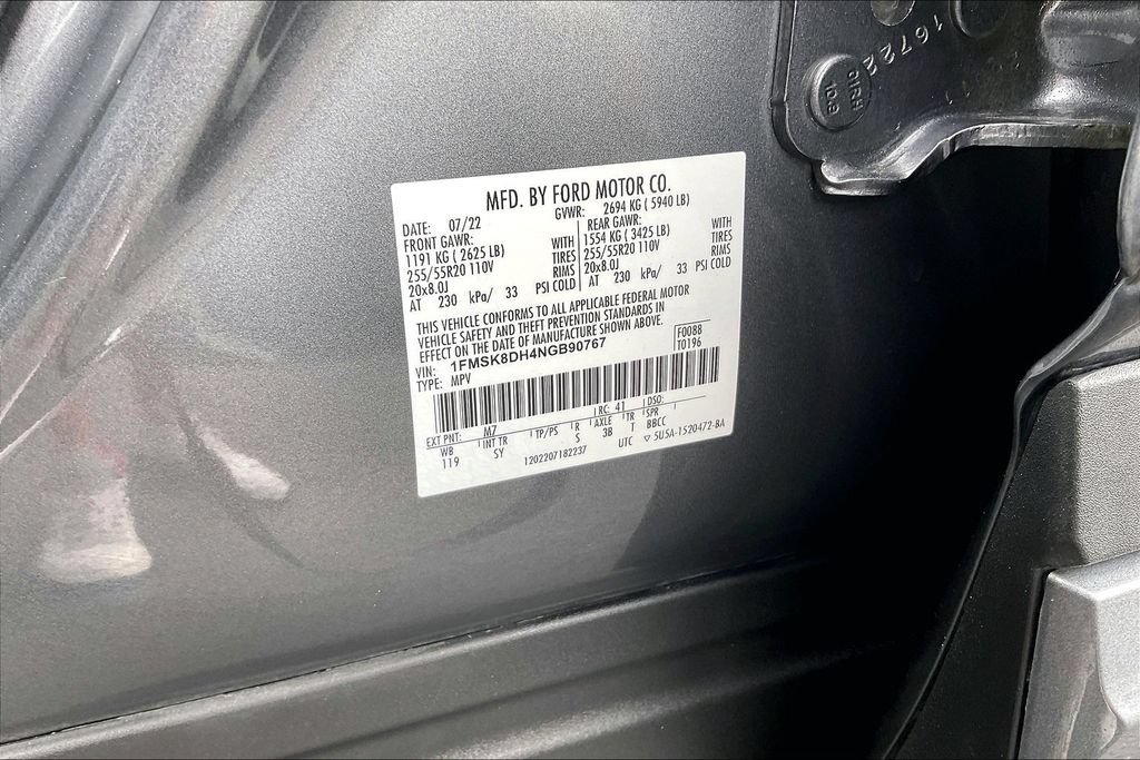 Certified 2022 Ford Explorer XLT w/ Equipment Group 202A AWD/4WD image 34