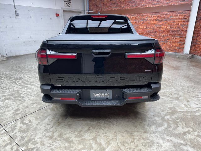 Used 2022 Hyundai Santa Cruz SEL image 4