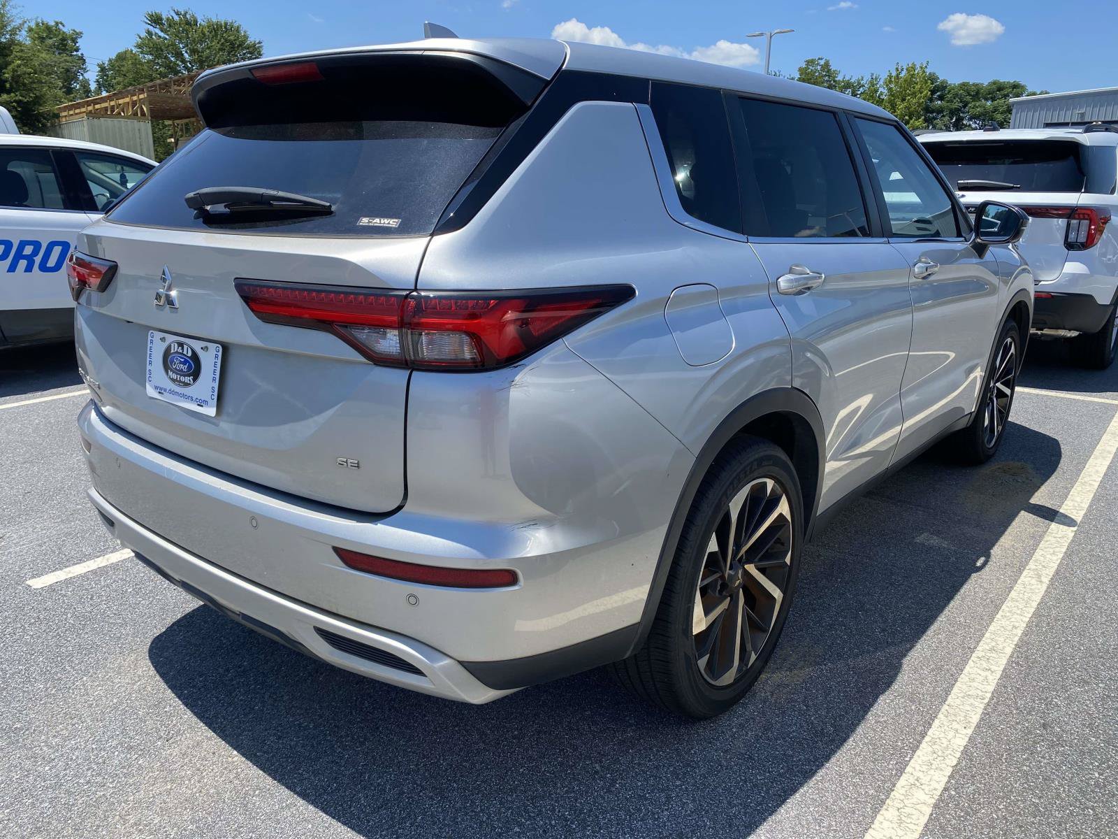 Used 2022 Mitsubishi Outlander SE AWD/4WD image 7