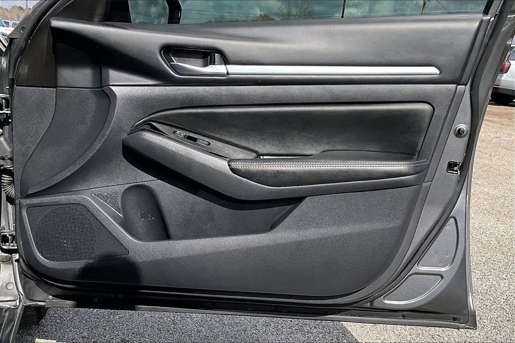 Used 2023 Nissan Altima 2.5 SV image 29