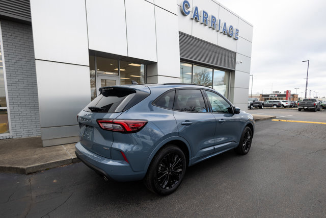 Certified 2025 Ford Escape ST-Line Elite w/ Premium Technology Package image 4