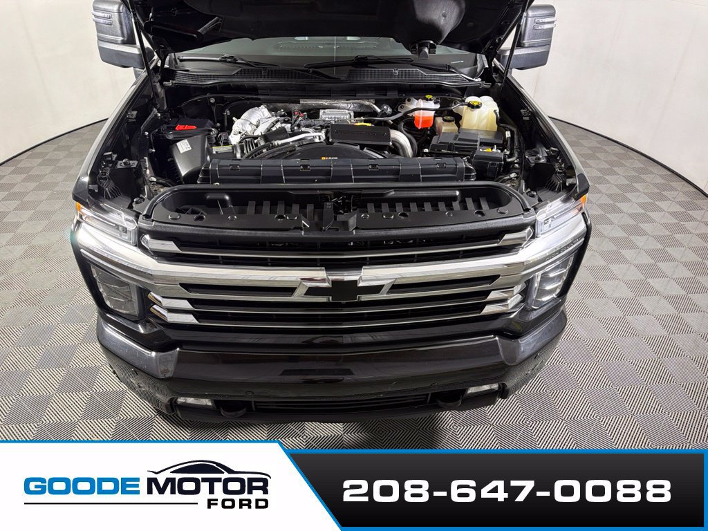 Used 2021 Chevrolet Silverado 3500 High Country w/ Technology Package AWD/4WD image 26