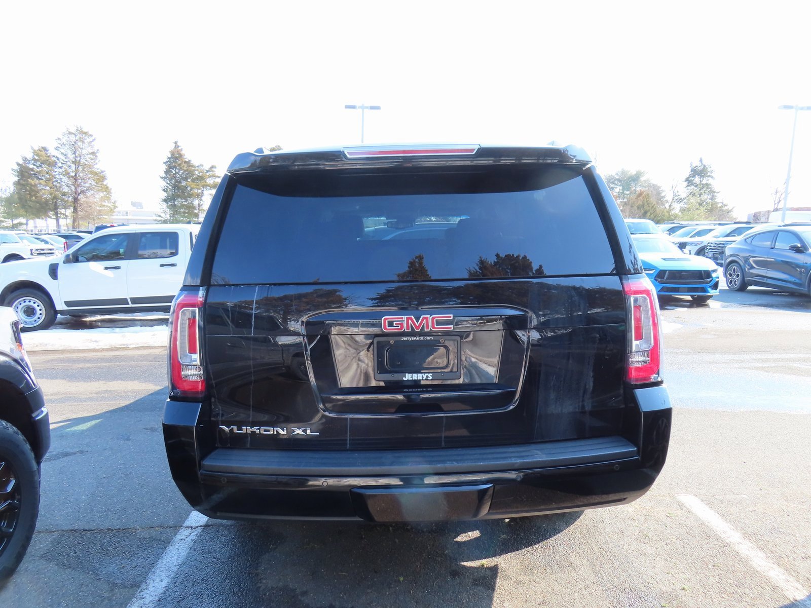 Used 2019 GMC Yukon XL SLT image 6