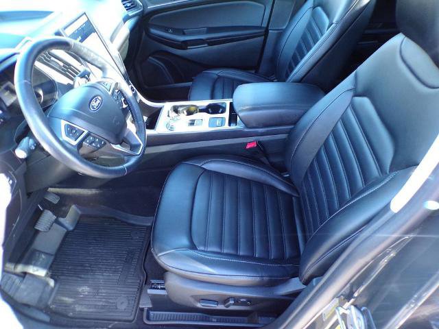 Certified 2022 Ford Edge SEL w/ Convenience Package image 16