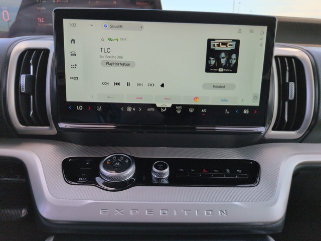 Certified 2025 Ford Expedition Max Active RWD image 18