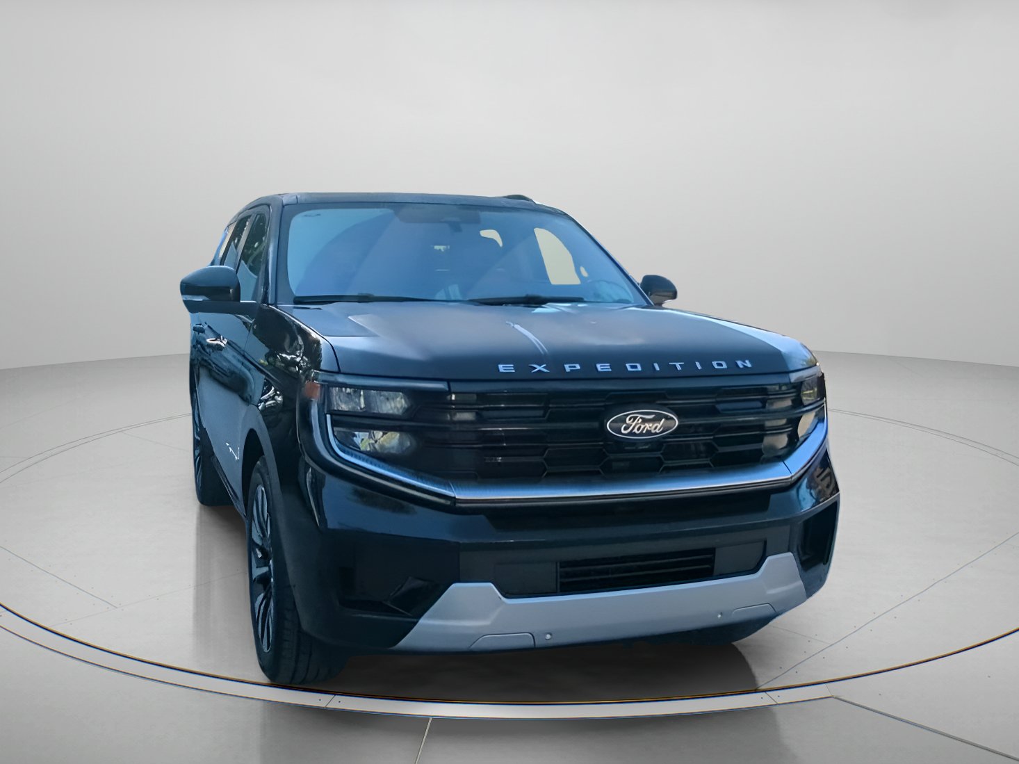 Certified 2025 Ford Expedition Platinum w/ Driver's Package AWD/4WD image 5