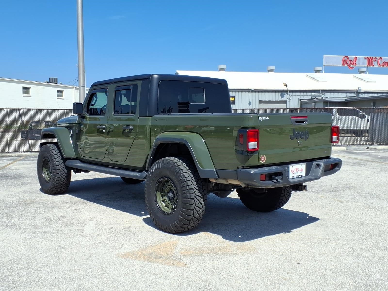 Used 2023 Jeep Gladiator Sport AWD/4WD image 4