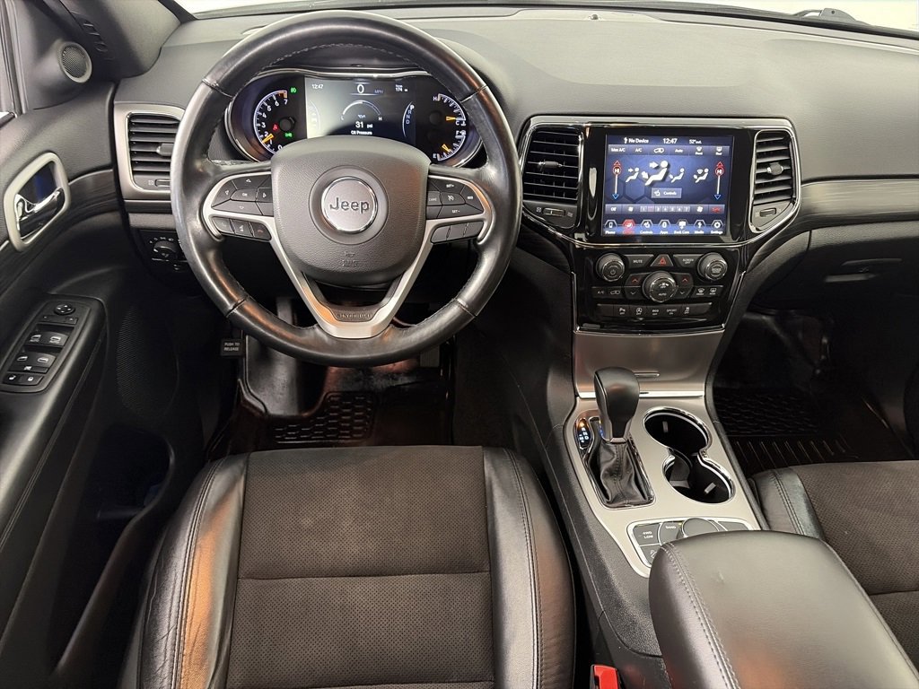 Used 2022 Jeep Grand Cherokee Laredo X image 14