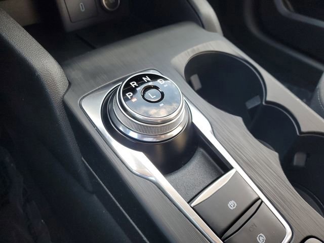 Certified 2020 Ford Escape SE image 32