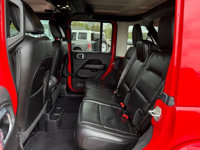 Used 2021 Jeep Wrangler Unlimited Sahara w/ Uconnect 4C Nav & Sound Group AWD/4WD image 15