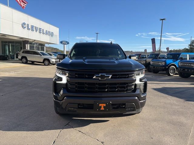 Used 2023 Chevrolet Silverado 1500 RST image 2